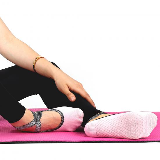 Kaymaz Pilates, Yoga, Bale ve Dans Çorabı Kadın Pembe Spor Çorap